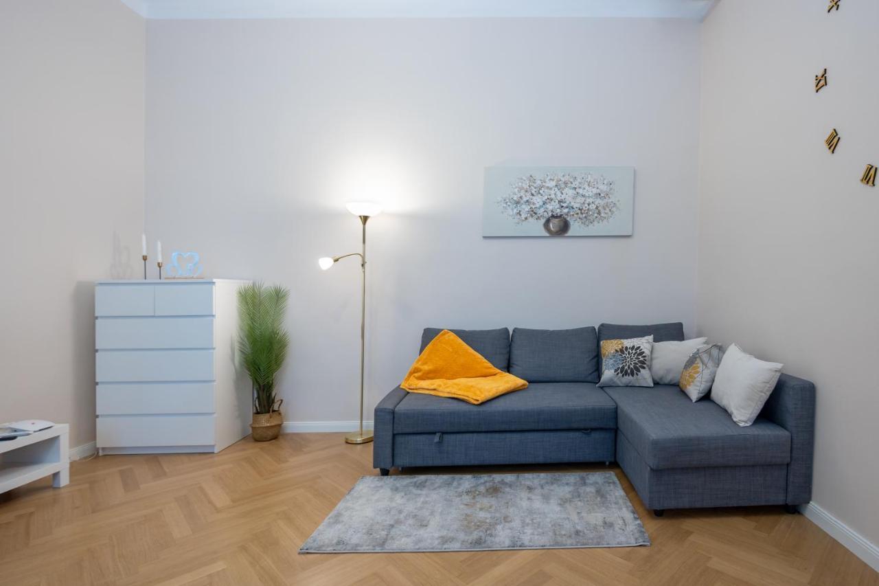 Charming Apartment Near Prater Виена Екстериор снимка