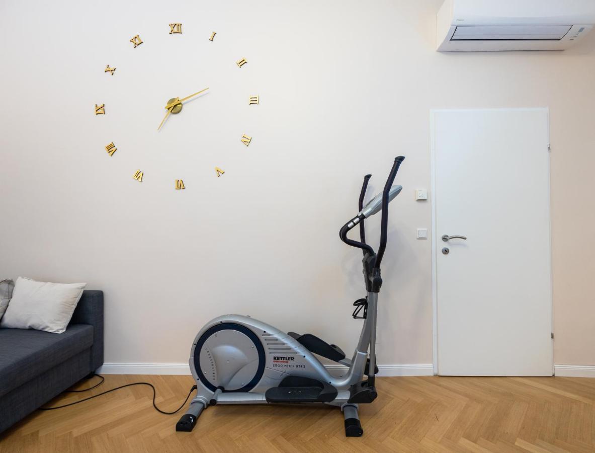 Charming Apartment Near Prater Виена Екстериор снимка